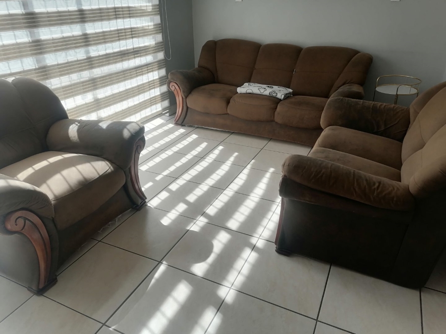 3 Bedroom Property for Sale in Hillside Free State